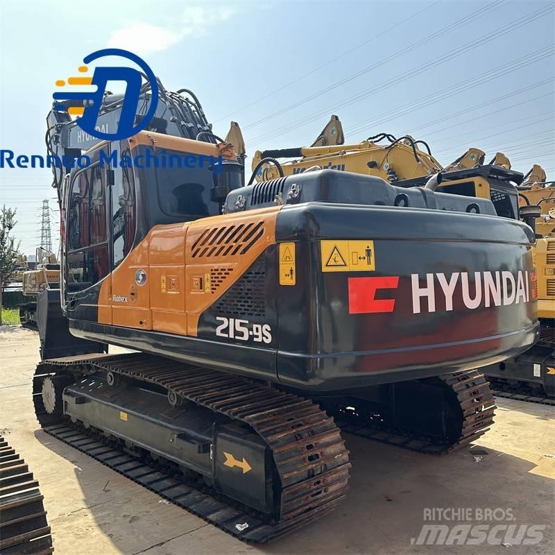 Hyundai 215-9S Гусеничні екскаватори
