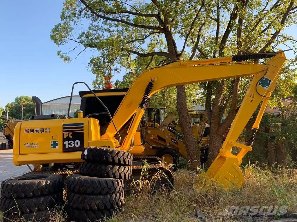 Komatsu PC 130 Гусеничні екскаватори