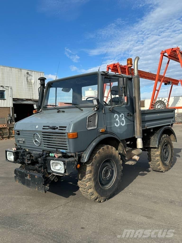 Unimog U 1400 Тягачі