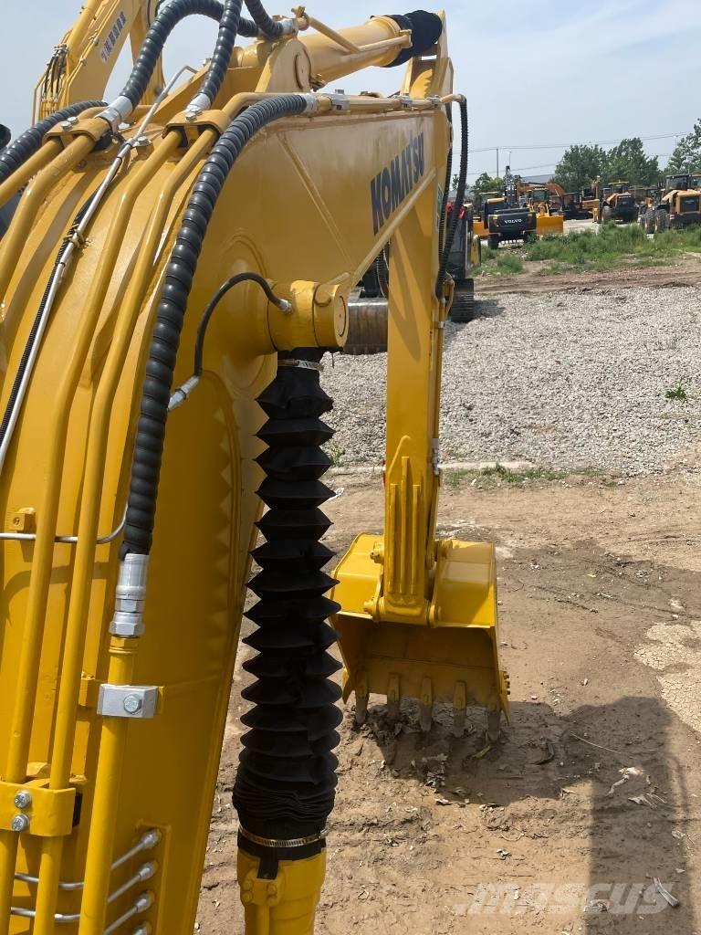 Komatsu PC 130 Гусеничні екскаватори