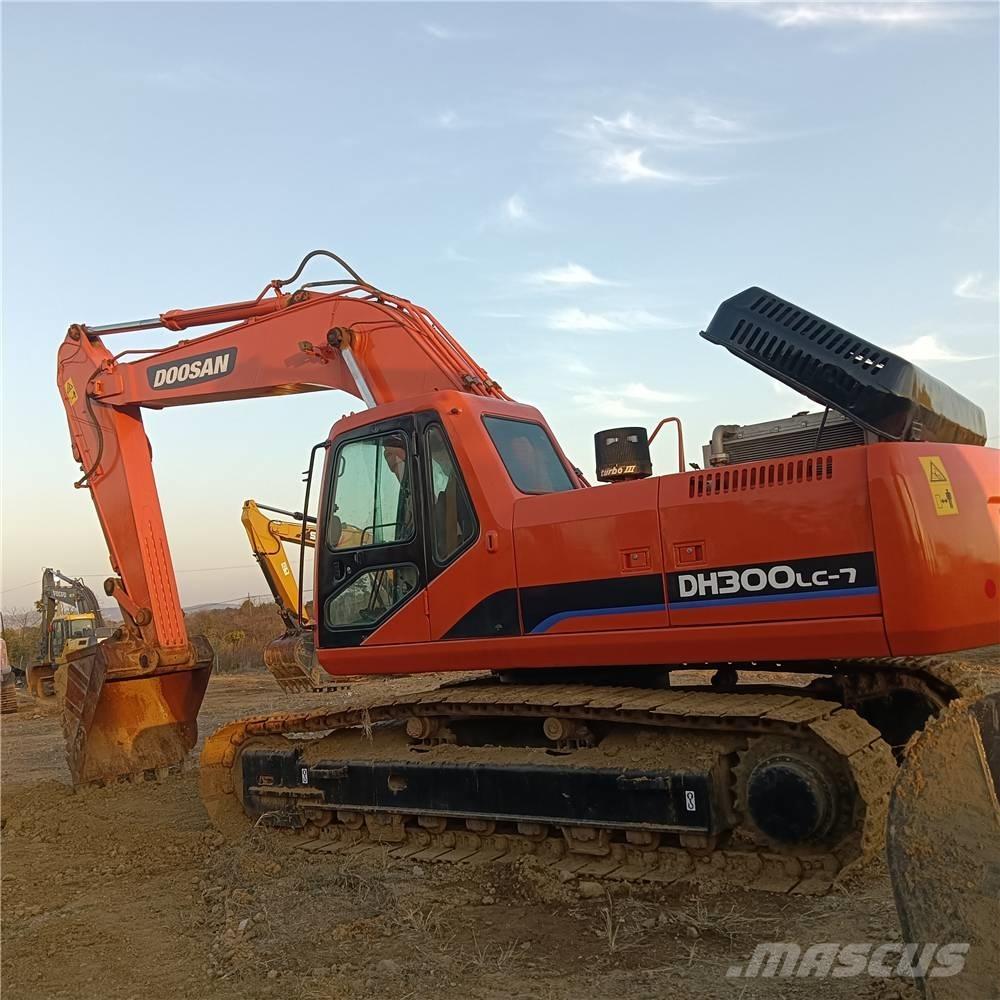 Doosan DH300LC-7 Гусеничні екскаватори