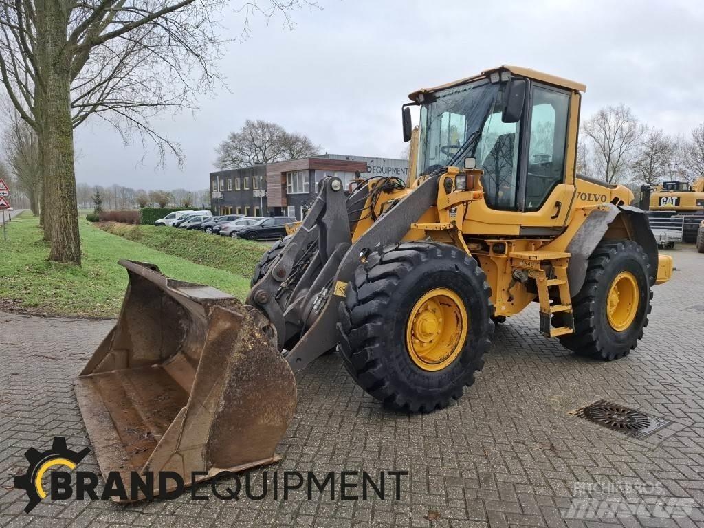 Volvo L60F Фронтальні навантажувачі