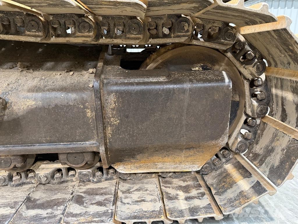 Volvo EC 220 E Гусеничні екскаватори