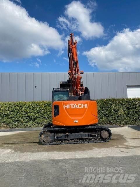 Hitachi 135US-6 Гусеничні екскаватори