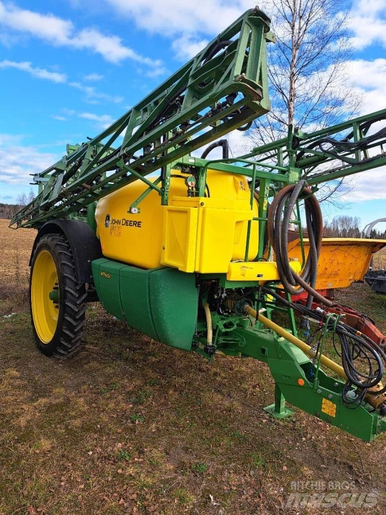 John Deere 740 i Причіпні обприскувачі