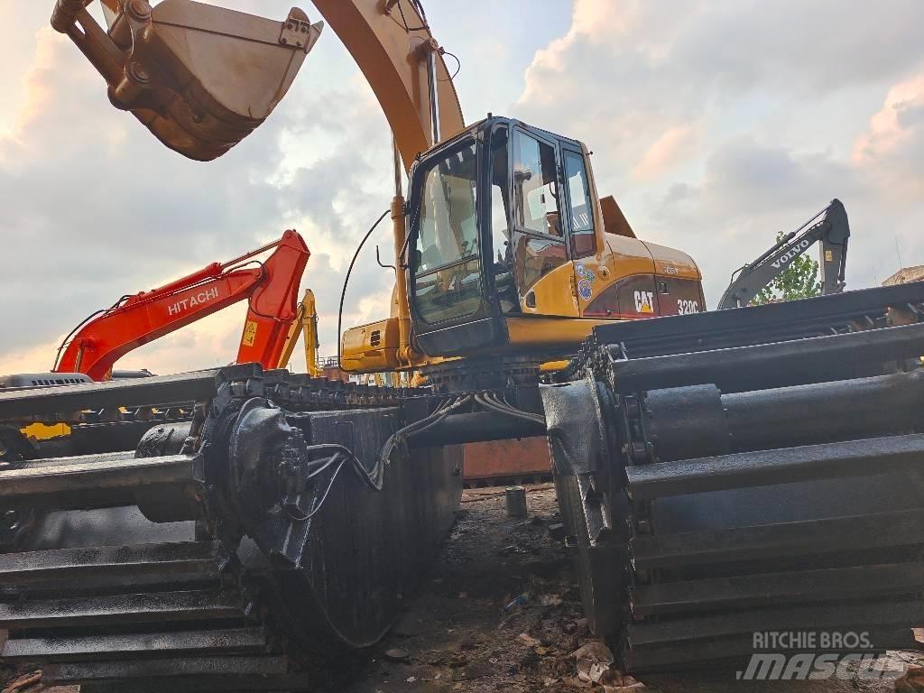 CAT 320 C Екскаватори-амфібії