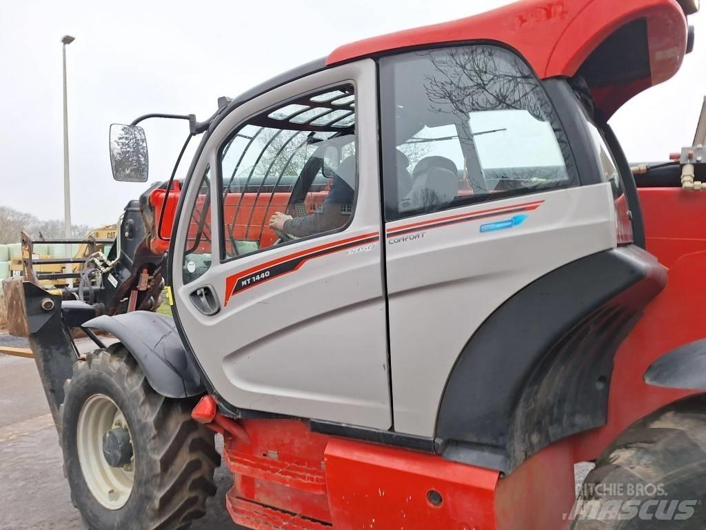 Manitou MT 1440 Телескопічні навантажувачі