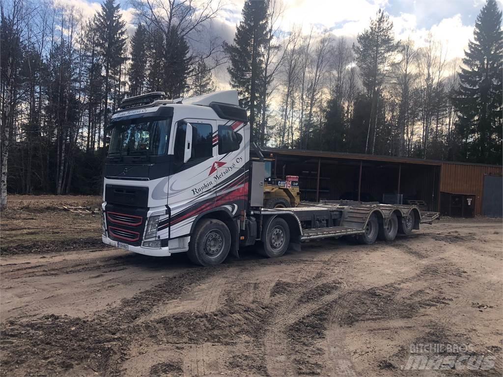 Volvo FH13 Вантажівки для лісозаготівель