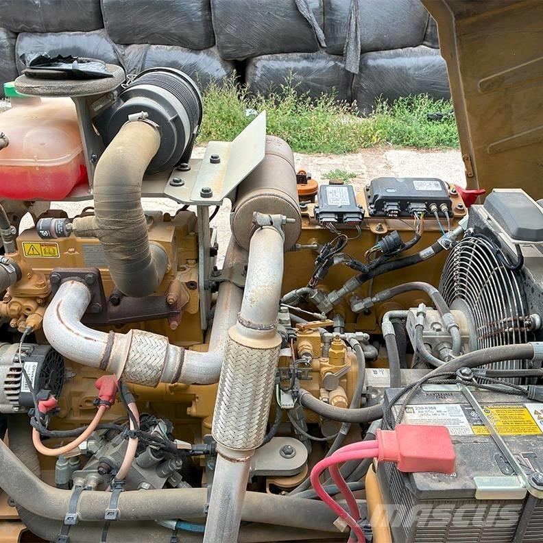 CAT CB 2.7 Котки тротуарні