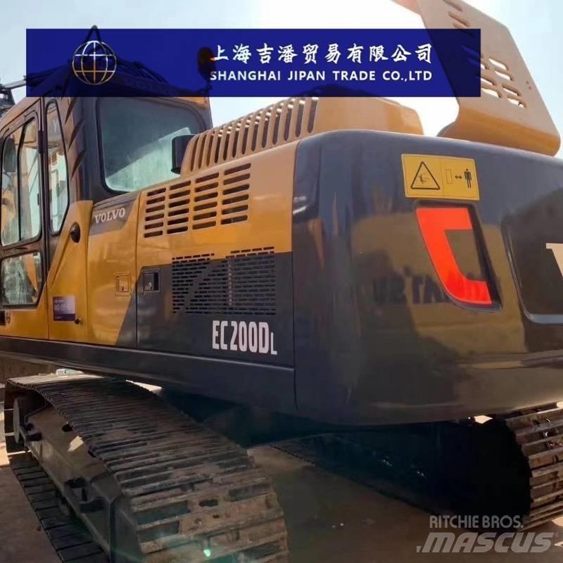 Volvo EC 200 Гусеничні екскаватори