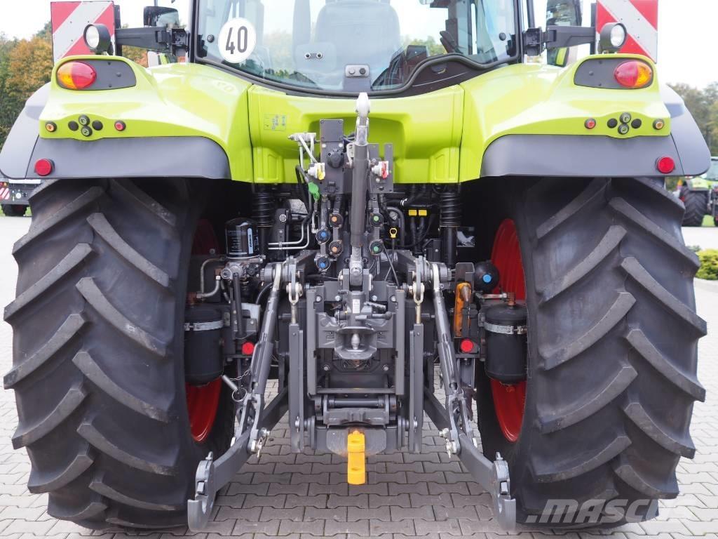 CLAAS Arion 610 CIS Трактори