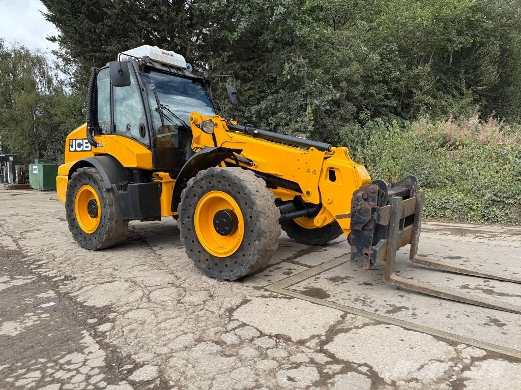 JCB TM 320 S Фронтальні навантажувачі