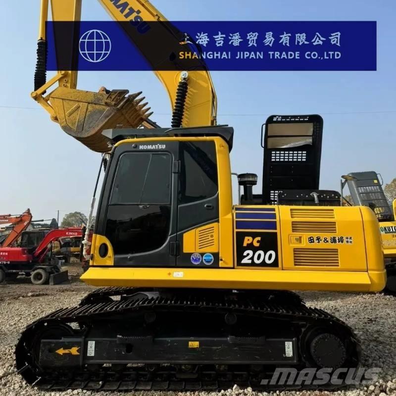 Komatsu PC 200 Гусеничні екскаватори