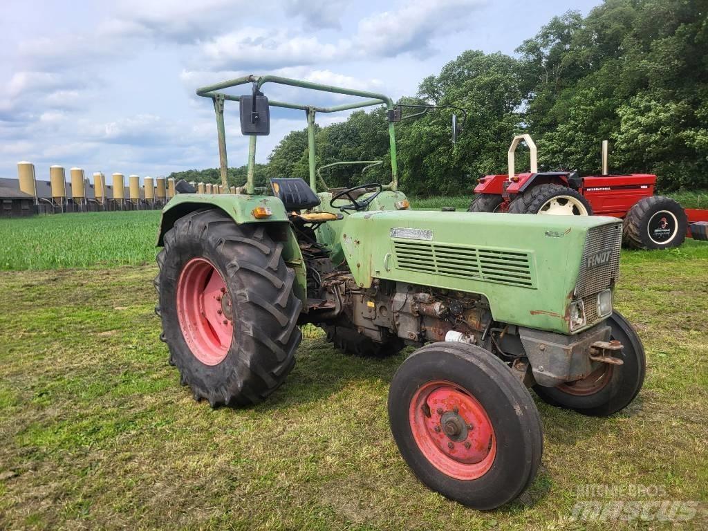 Fendt 104 S Трактори