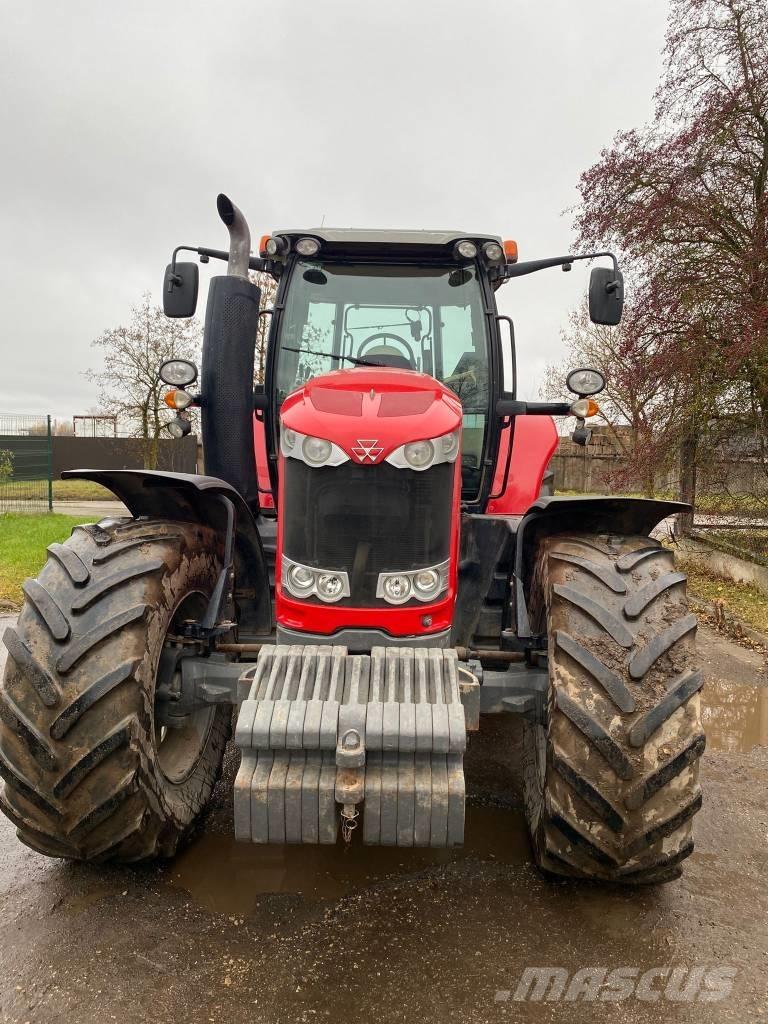 Massey Ferguson 7624 Трактори