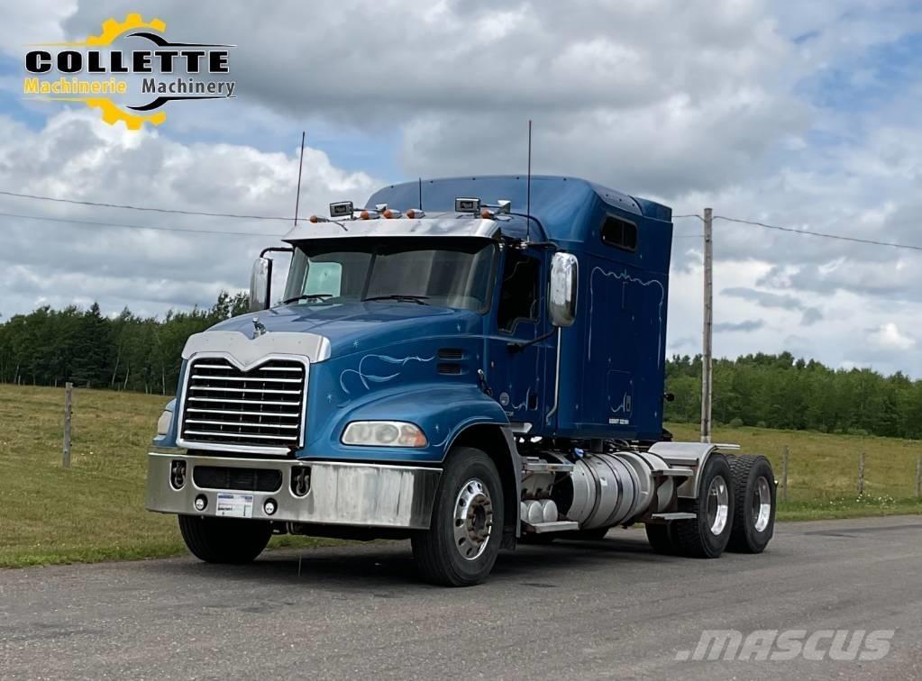 Mack CXU 613 Тягачі