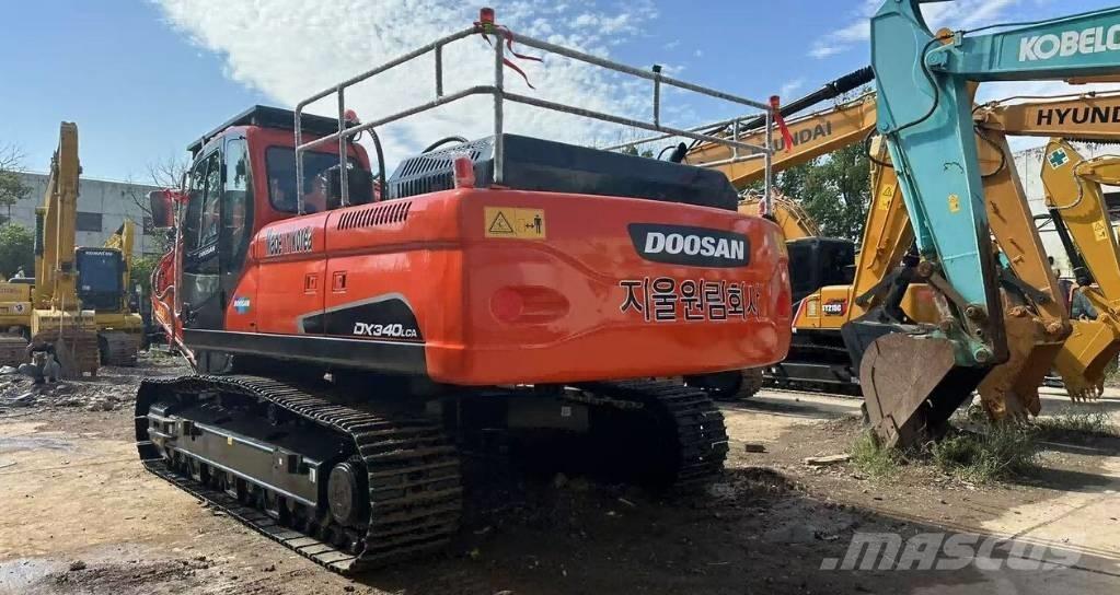 Doosan DX340 Гусеничні екскаватори