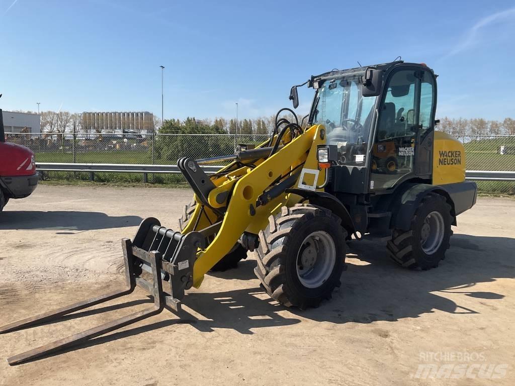 Wacker Neuson WL 70 Фронтальні навантажувачі