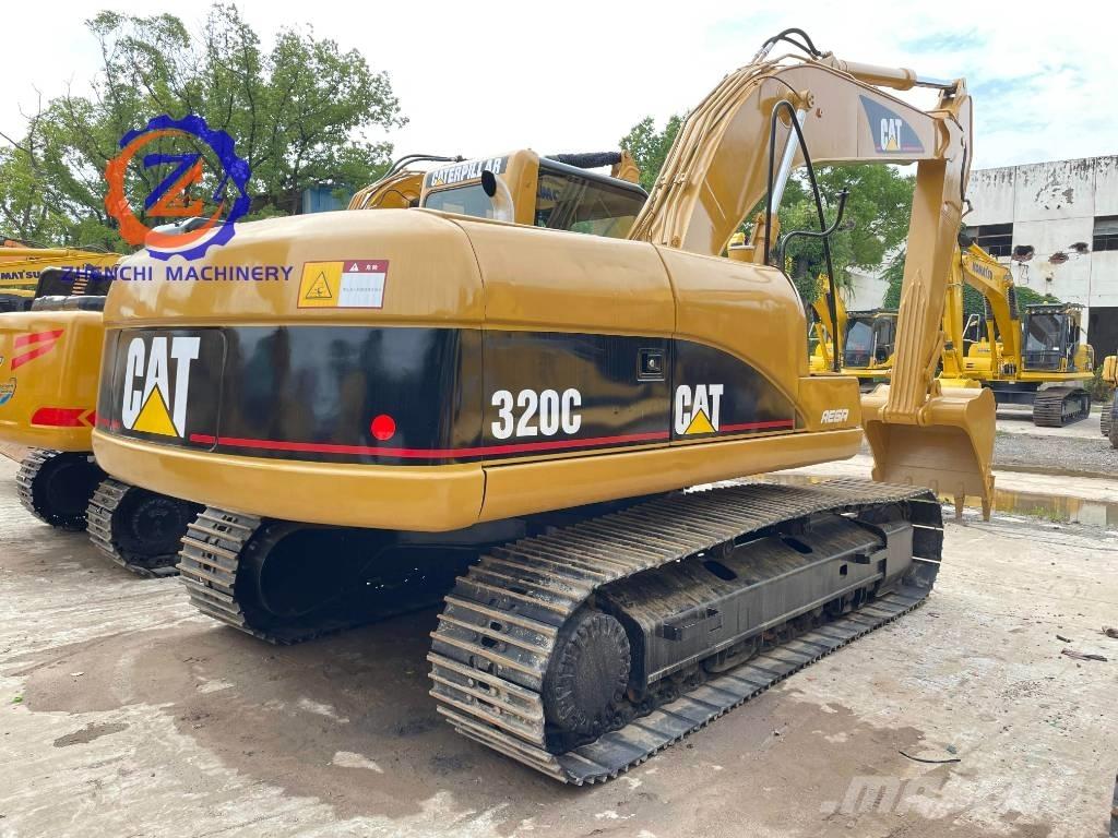 CAT 320 C Гусеничні екскаватори
