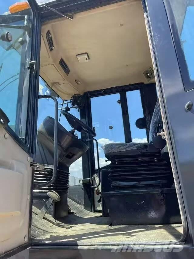 XCMG XS 223 J Грунтові котки