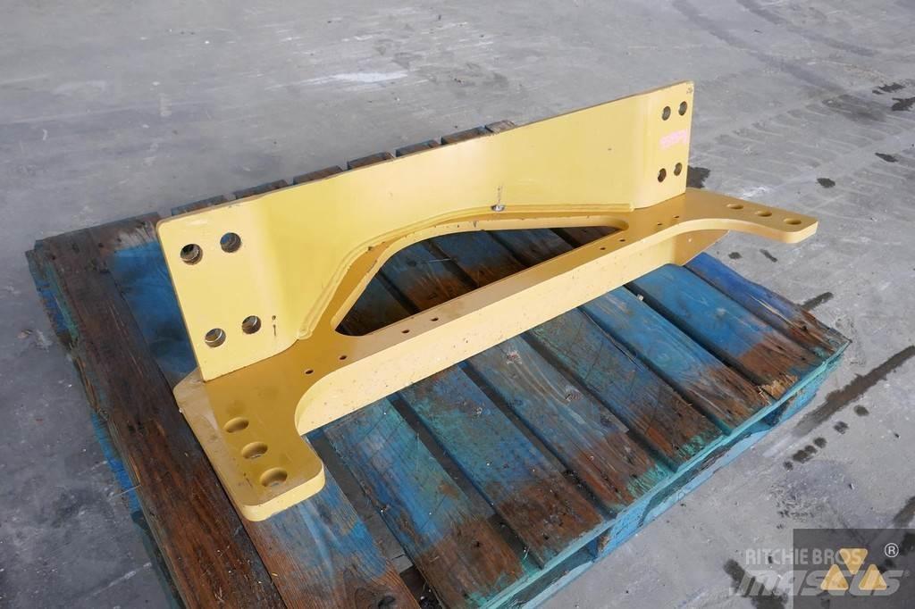 CAT 140M3 Drawbar Транспорт - Інші