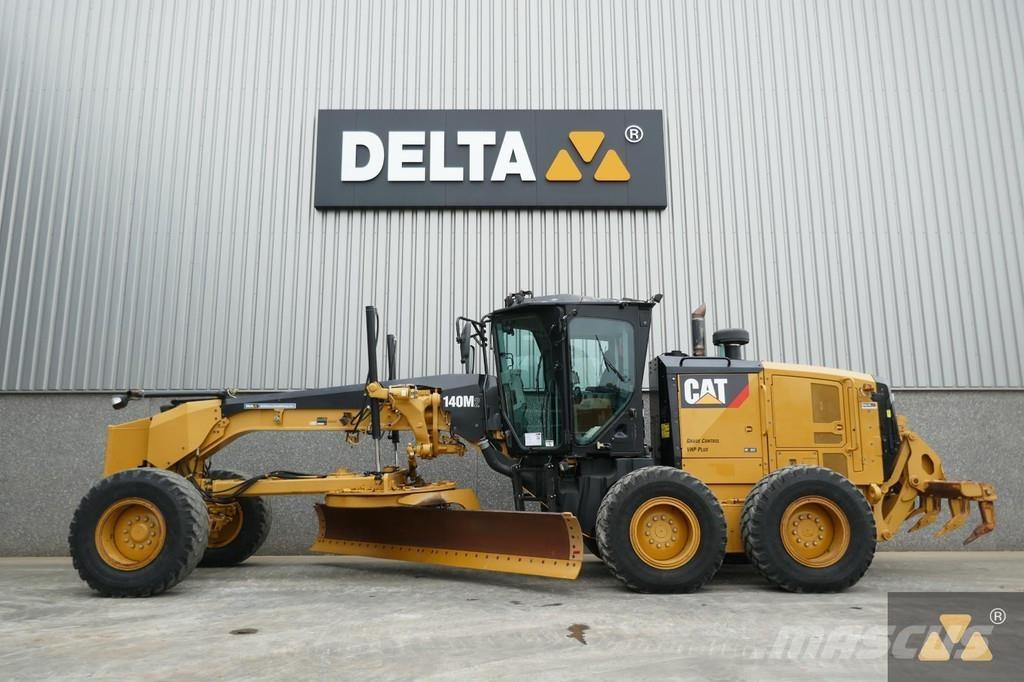 CAT 140M2 Грейдери