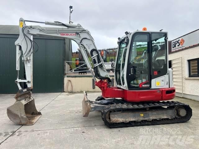 Takeuchi TB 257 FR Міні-екскаватори < 7т