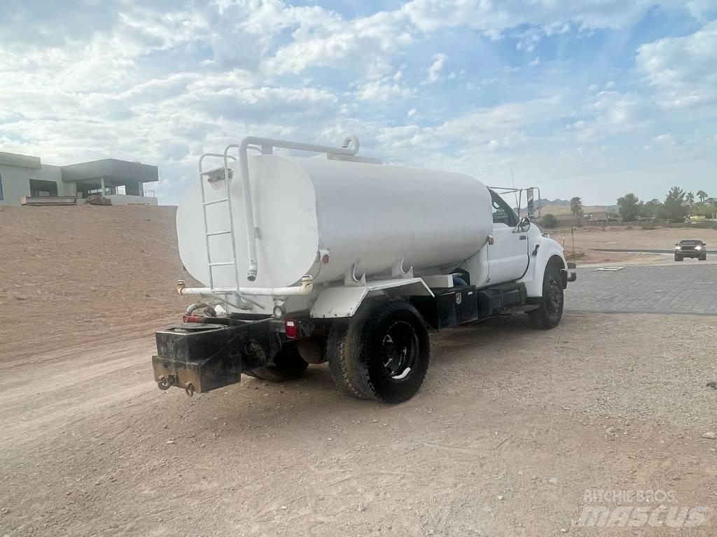 Ford F 750 XLT Поливальні машини