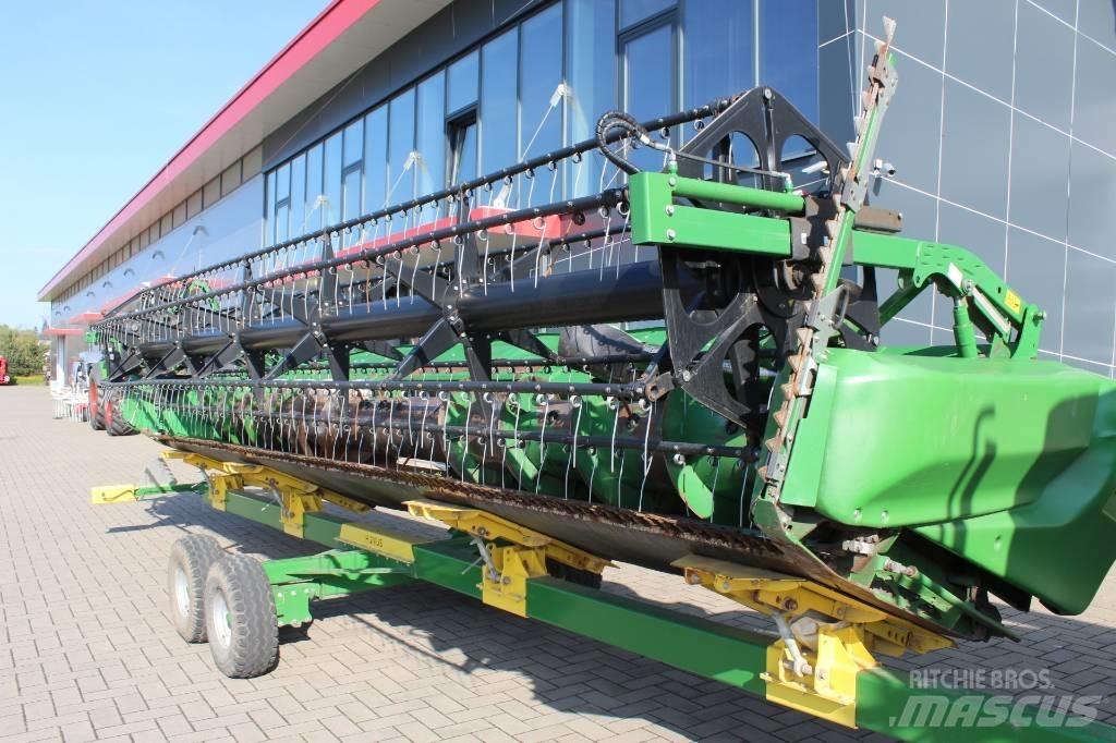John Deere T 670 i Зернозбиральні комбайни