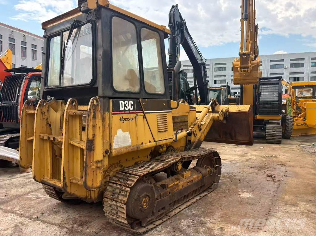 CAT D3C Гусеничні бульдозери