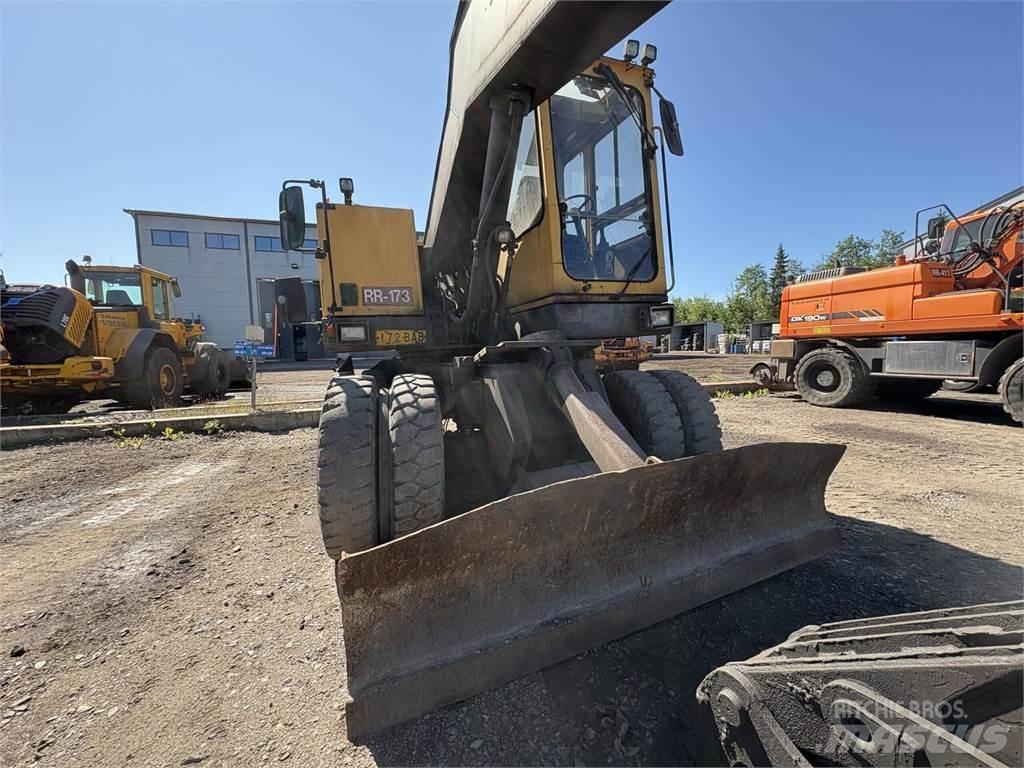 Åkerman EW200 Колісні екскаватори
