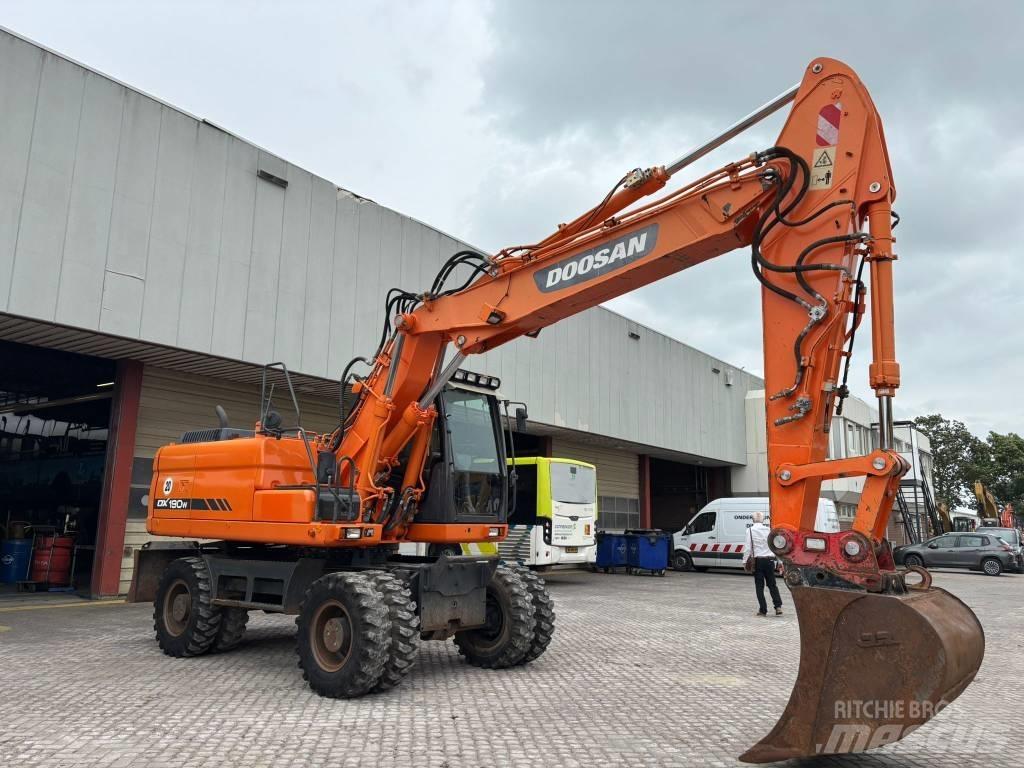 Doosan DX 190 W Колісні екскаватори