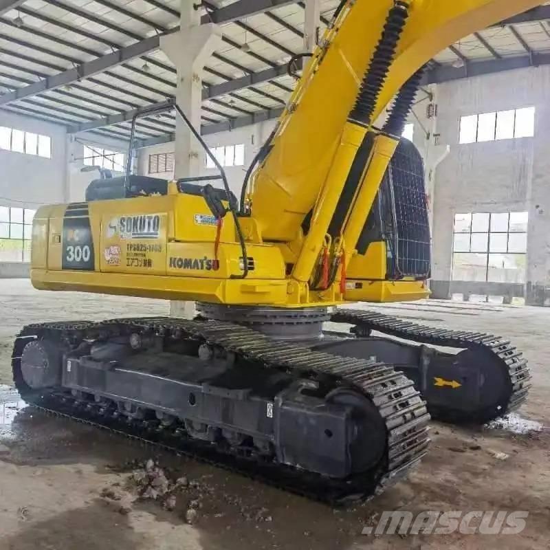 Komatsu PC300-7 Гусеничні екскаватори