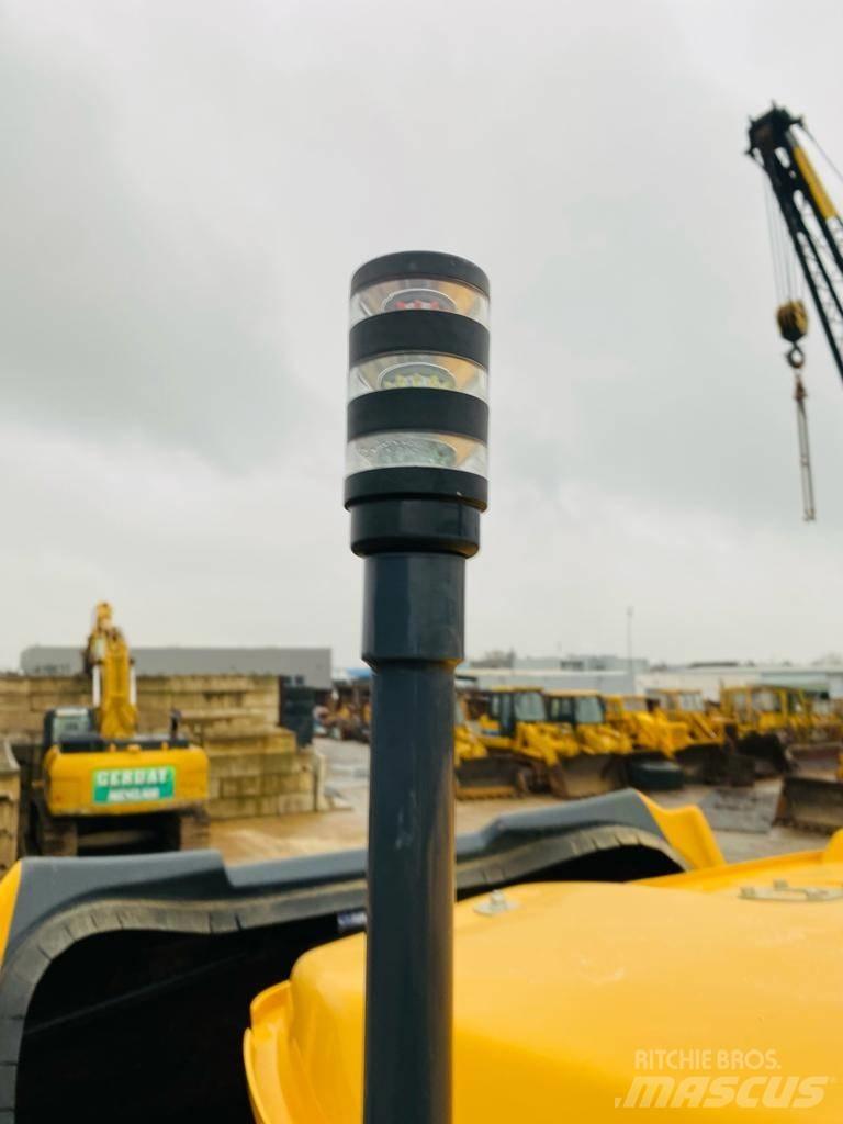Bell B 30 E Зчленовані самоскиди