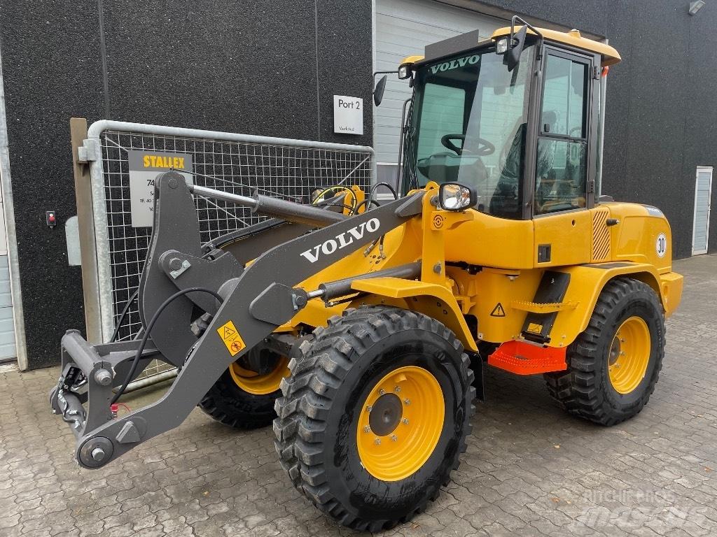 Volvo L30GS / HS Малі навантажувачі