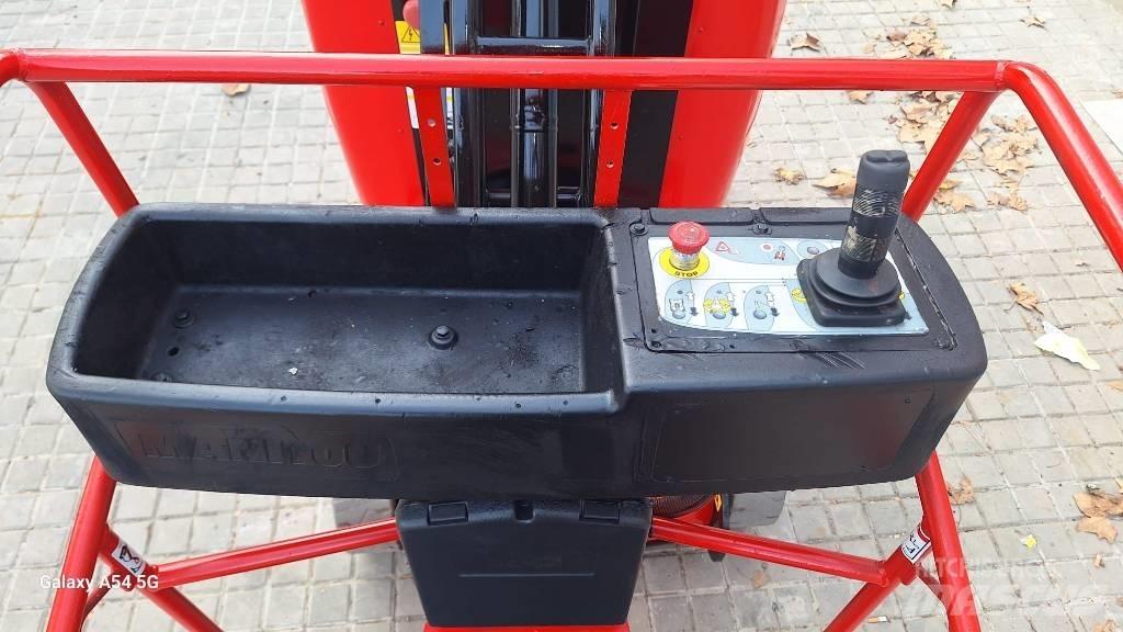 Manitou 100 VJR Вертикальні щоглові підйомники
