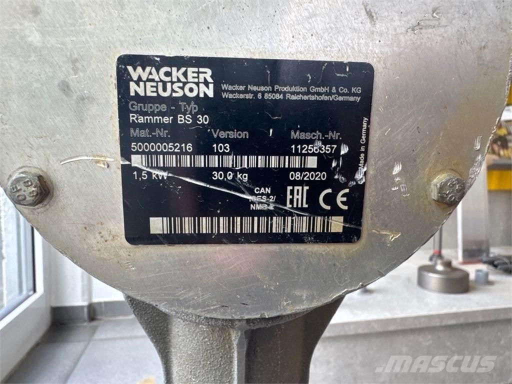 Wacker Neuson BS30 Трамбувальники