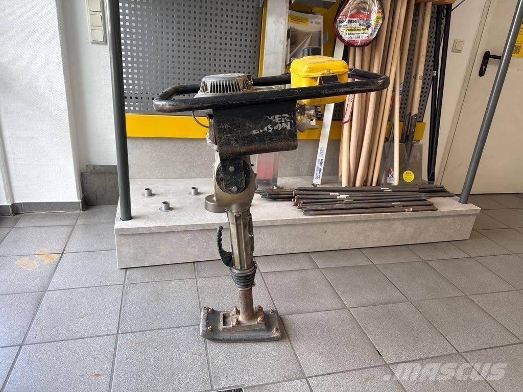 Wacker Neuson BS30 Трамбувальники