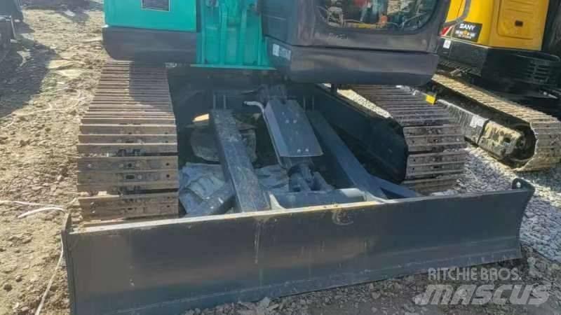 Kobelco SK 75 Гусеничні екскаватори