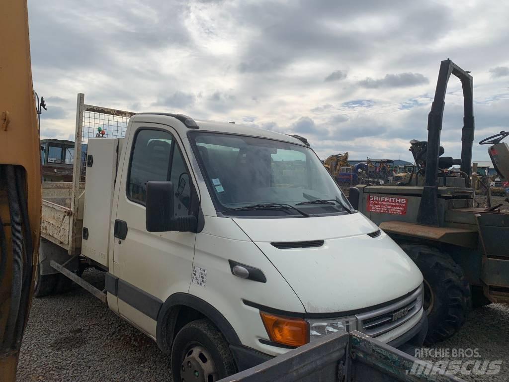 Iveco 35.10 Фургони-самоскиди