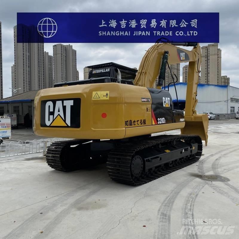 CAT 320 D Гусеничні екскаватори