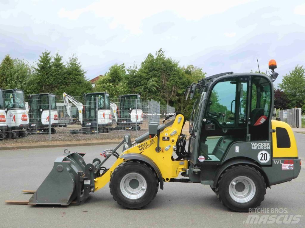 Wacker Neuson WL 25 Фронтальні навантажувачі