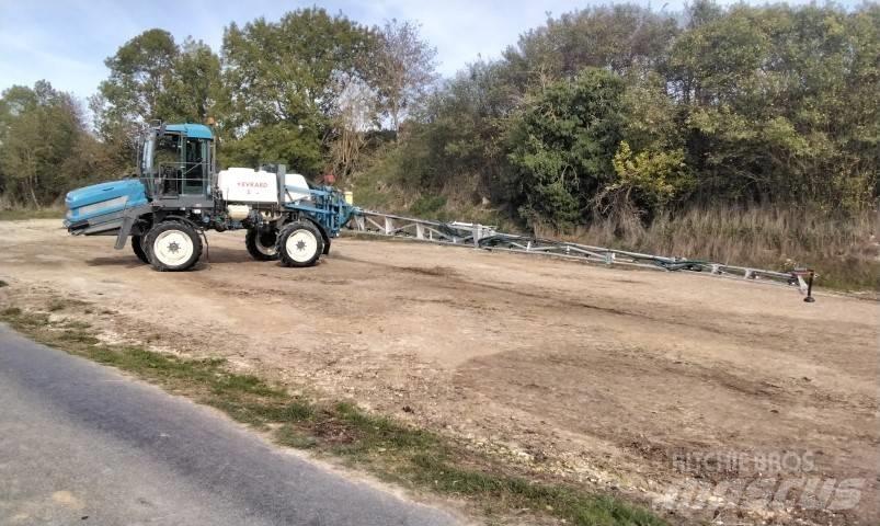 Evrard Alpha 2500 Самохідні обприскувачі