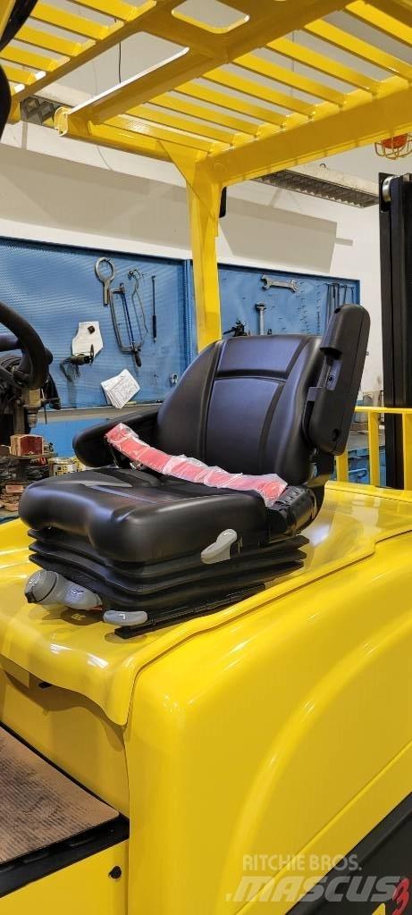 Hyster J3.0XN Електронавантажувачі