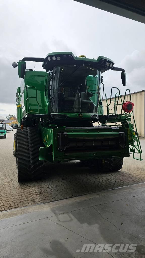 John Deere X9 1100 Зернозбиральні комбайни