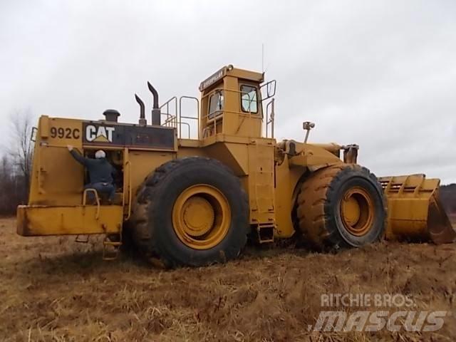 CAT 992C Фронтальні навантажувачі