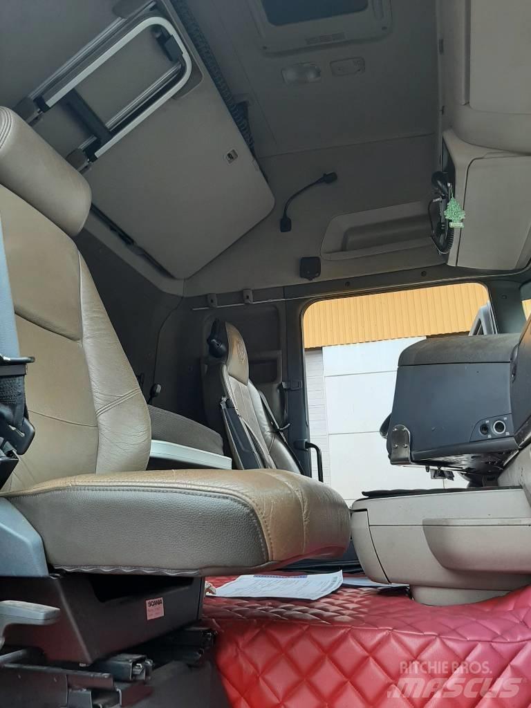 Scania R 580 Вантажівки з гаковим підйомом