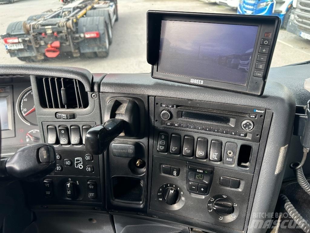 Scania P370 6x2*4 Вантажівки з гаковим підйомом
