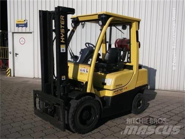 Hyster H3.0FT Штабелери