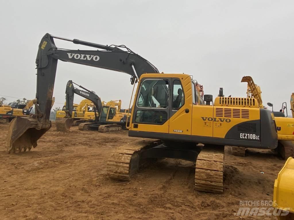 Volvo EC210BLC Гусеничні екскаватори